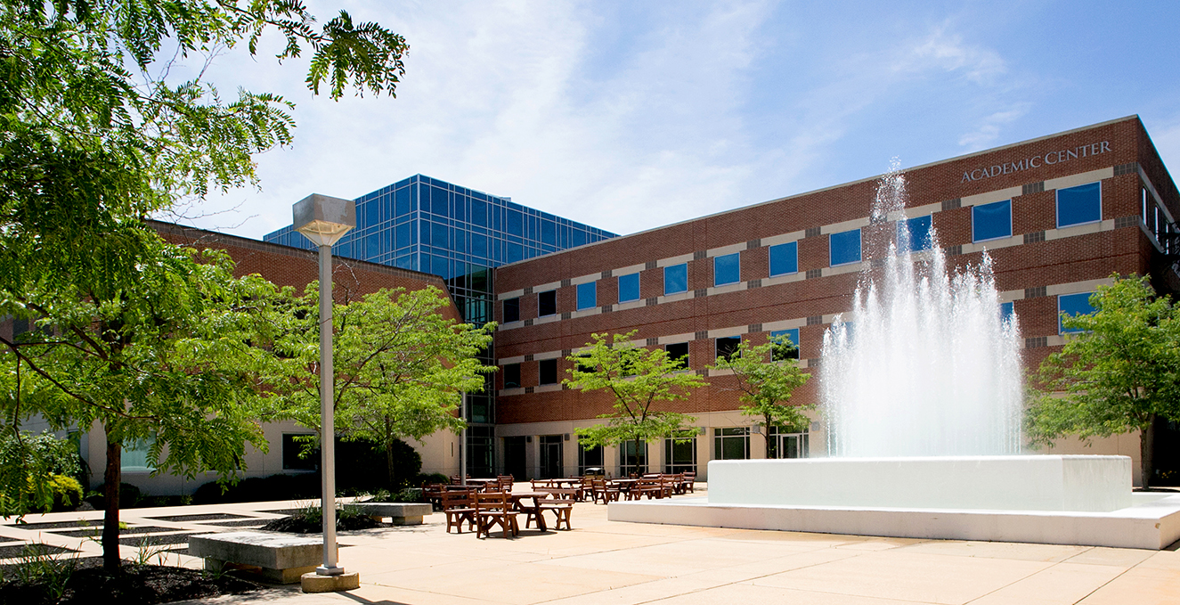 photo of the fountain in the Academic Center plaza